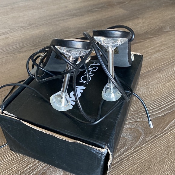 Fashion Nova Heels🥵 - Picture 8 of 8